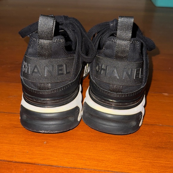 Women's Chanel black sneakers - Picture 3 of 6